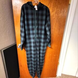 Fabletics womens pjs onesie Size large